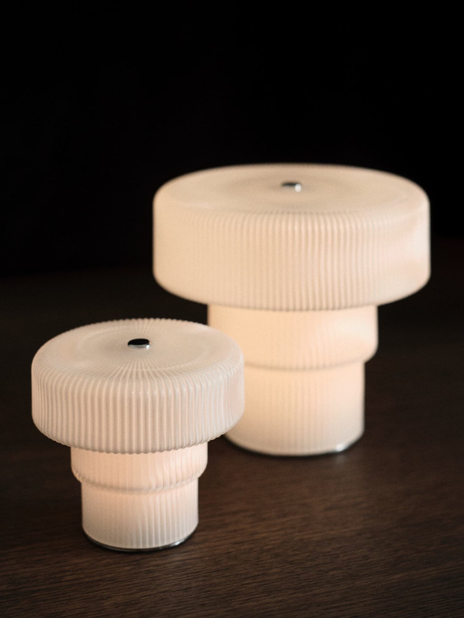Ferm Living Ripple portabel lampa