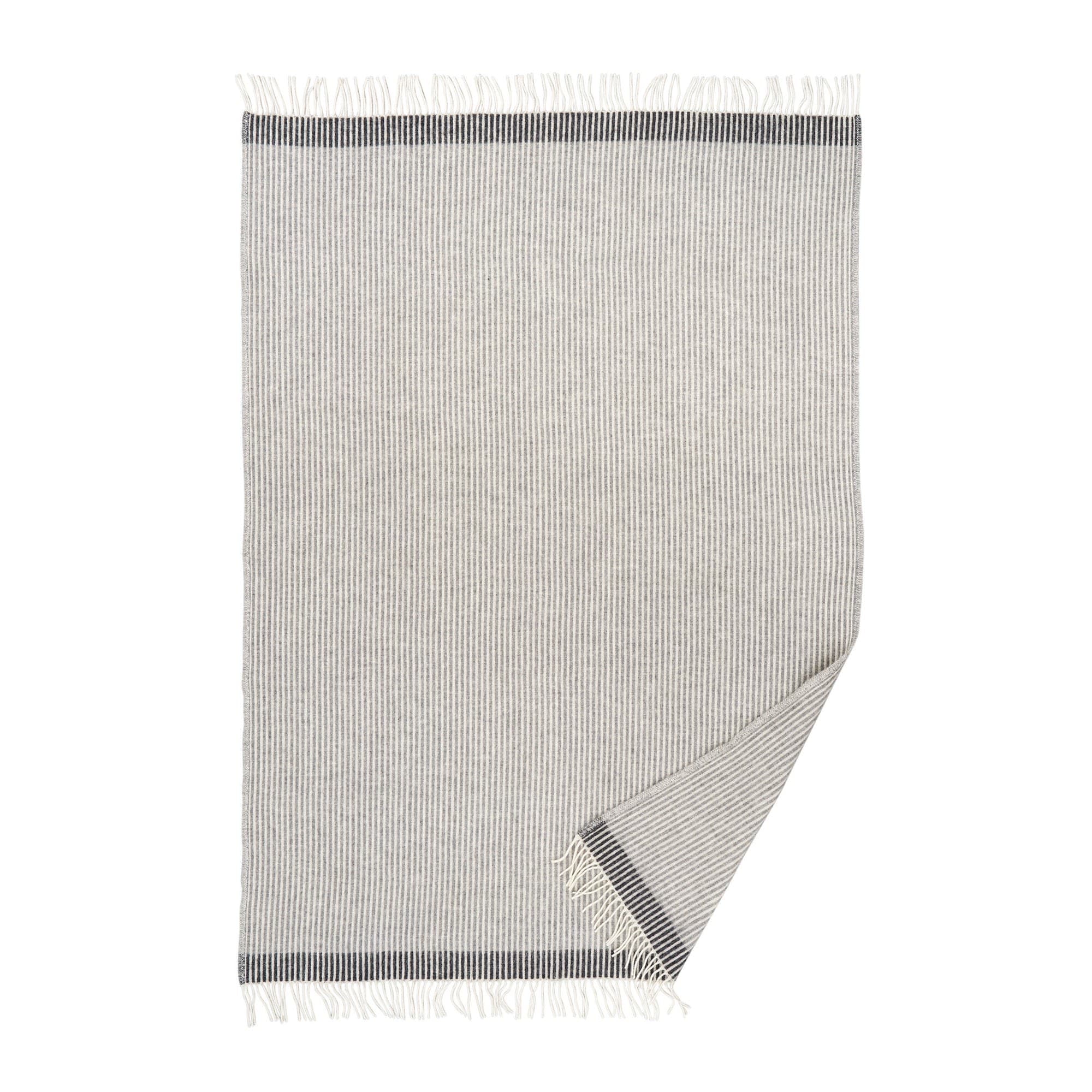 Rib throw 130 × 200 cm in Grey/slate