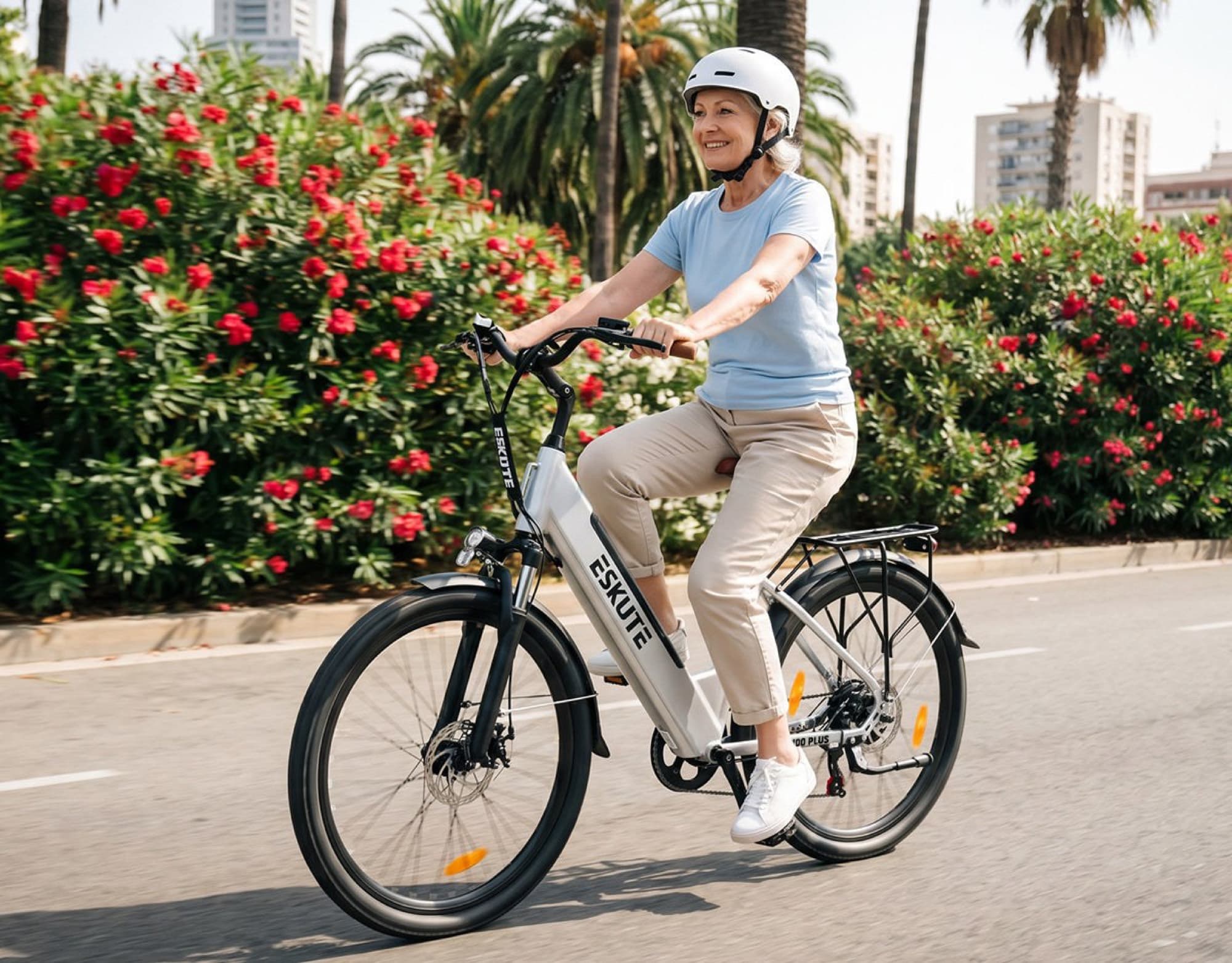 Eskute C100 Plus in city traffic