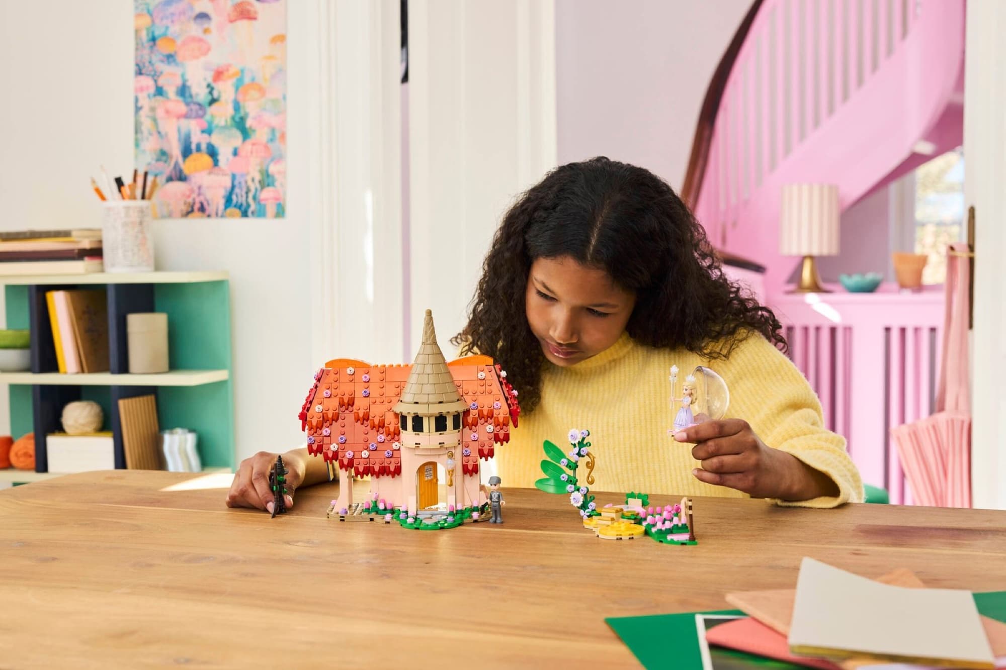 LEGO Munchkinland cottage being built and played with
