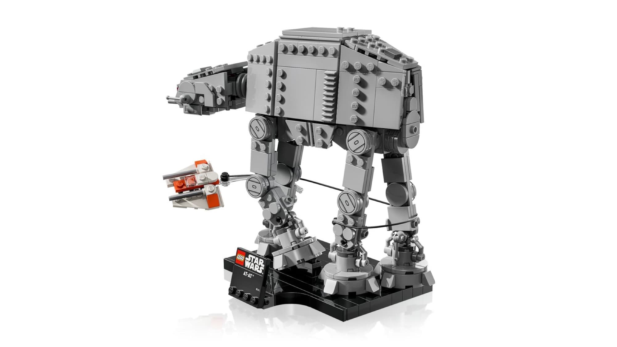 AT-AT and snowspeeder – detail 3