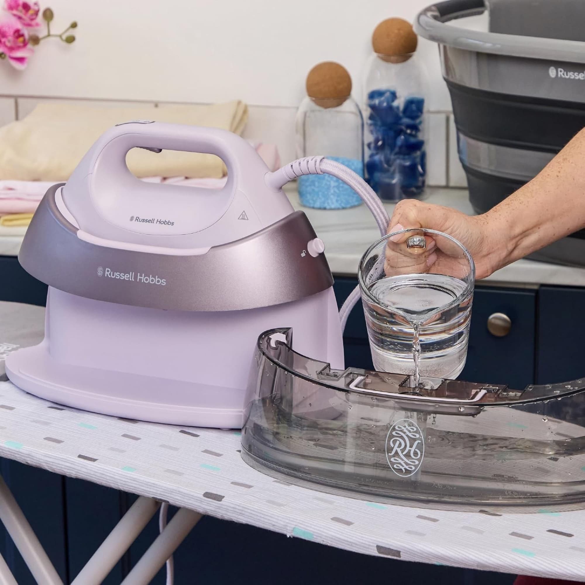 Filling the water tank from the side