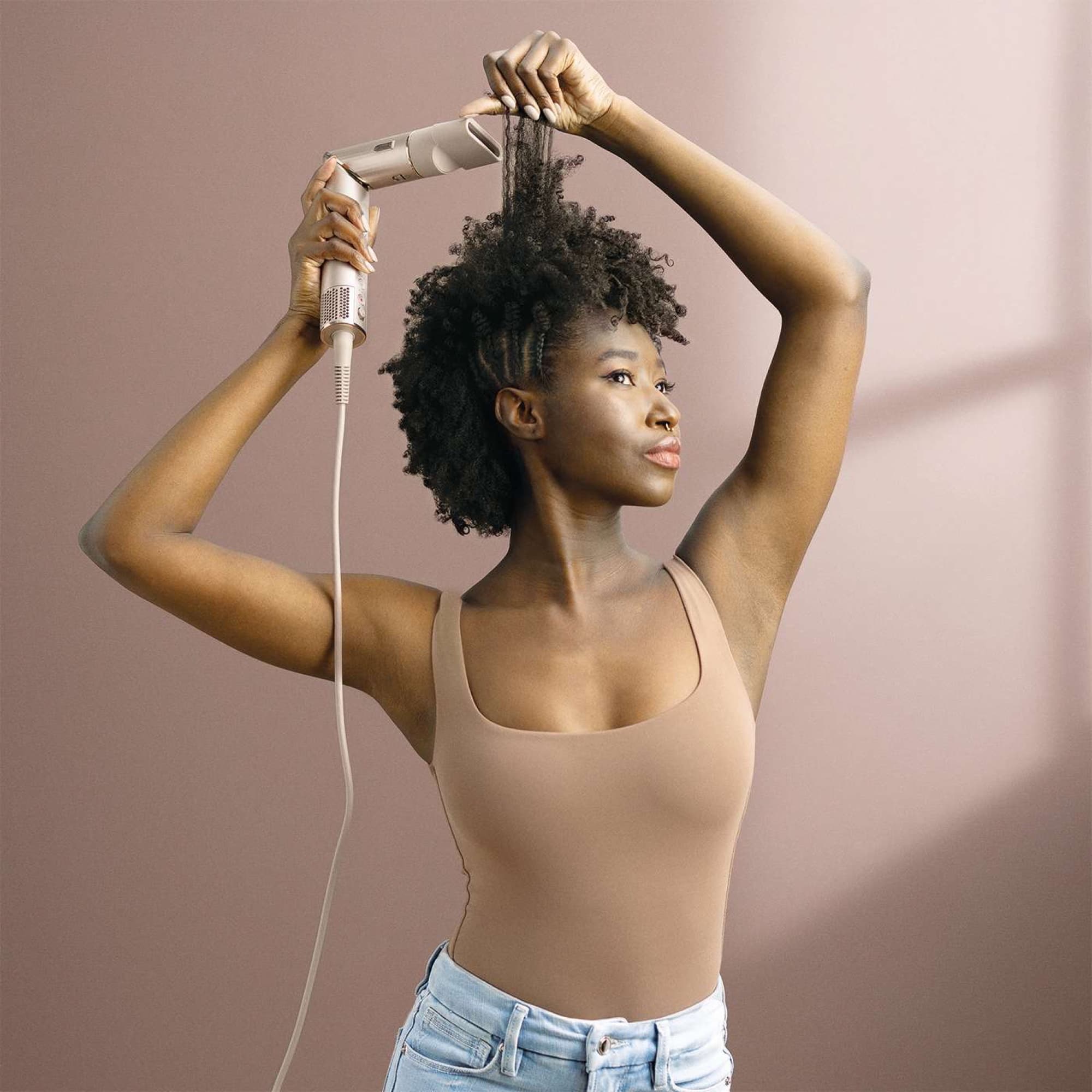 FlexStyle with concentrator drying curly hair