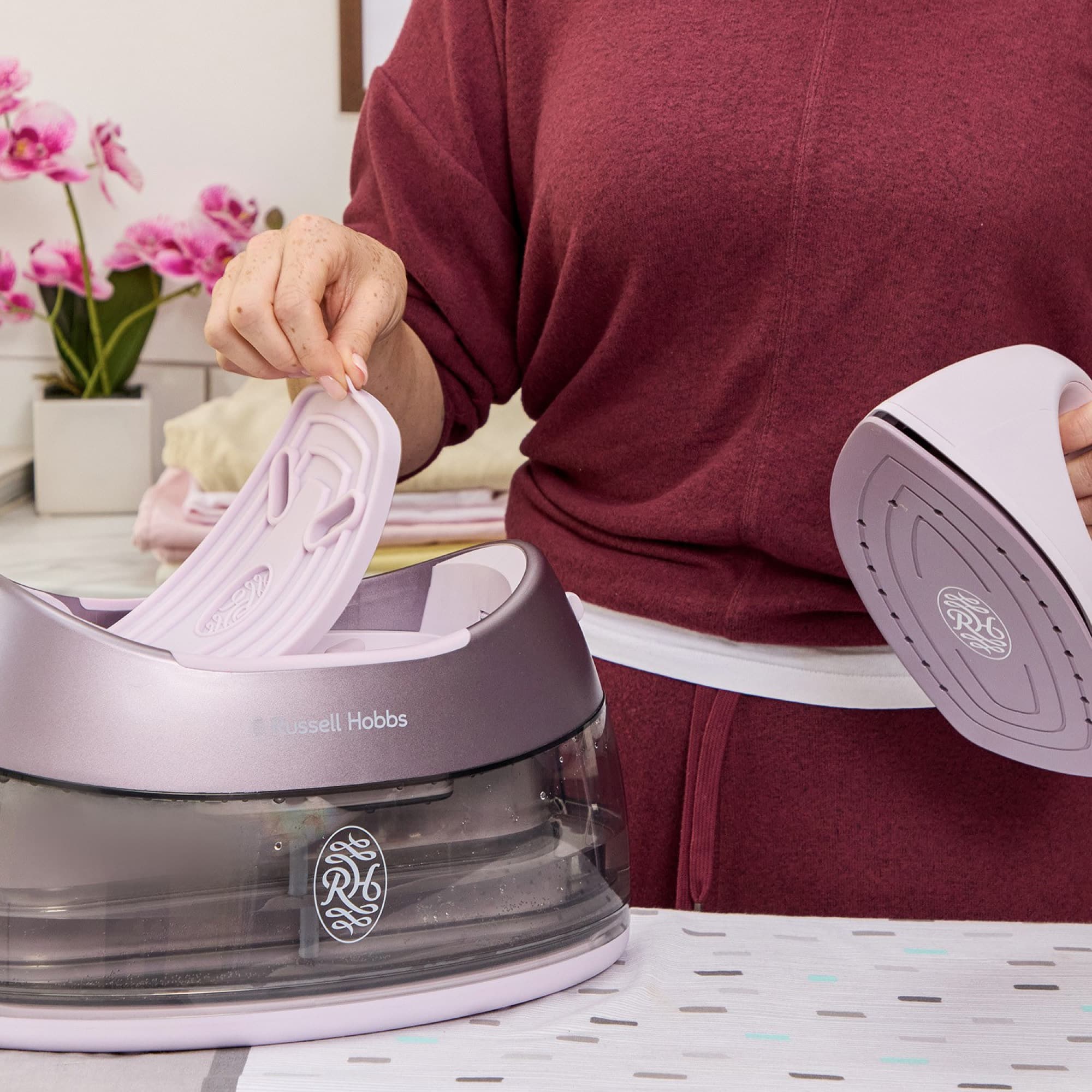 A silicone rest for the iron