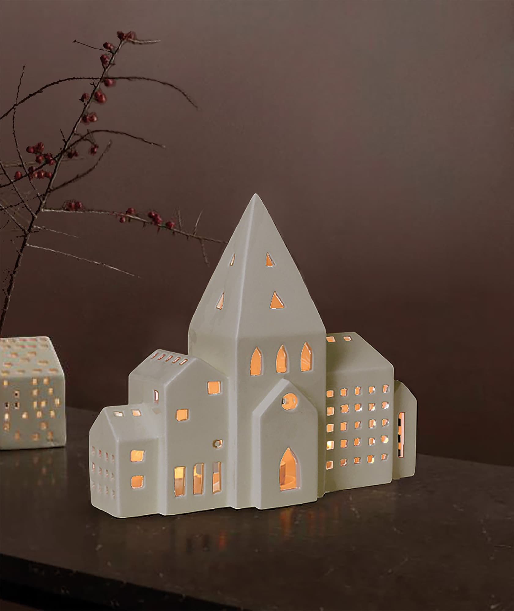 Kähler Urbania City tealight house in white ceramic