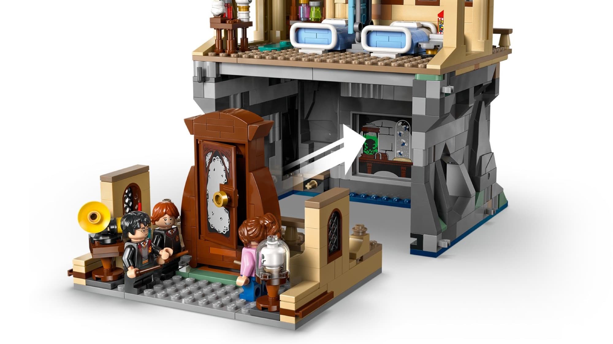The Hogwarts Hospital Wing – detail 4