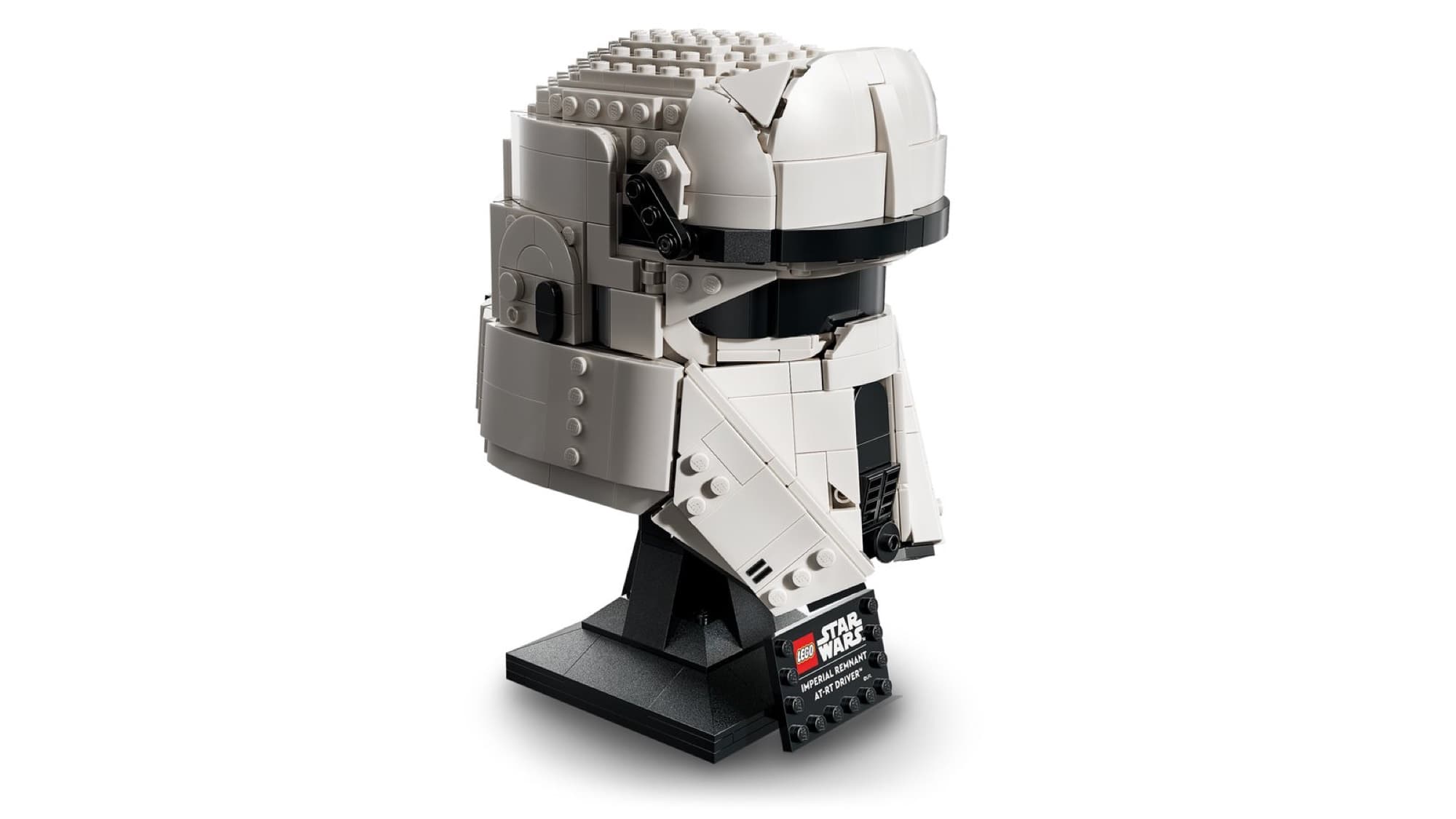 The AT-RT driver helmet – detail 3
