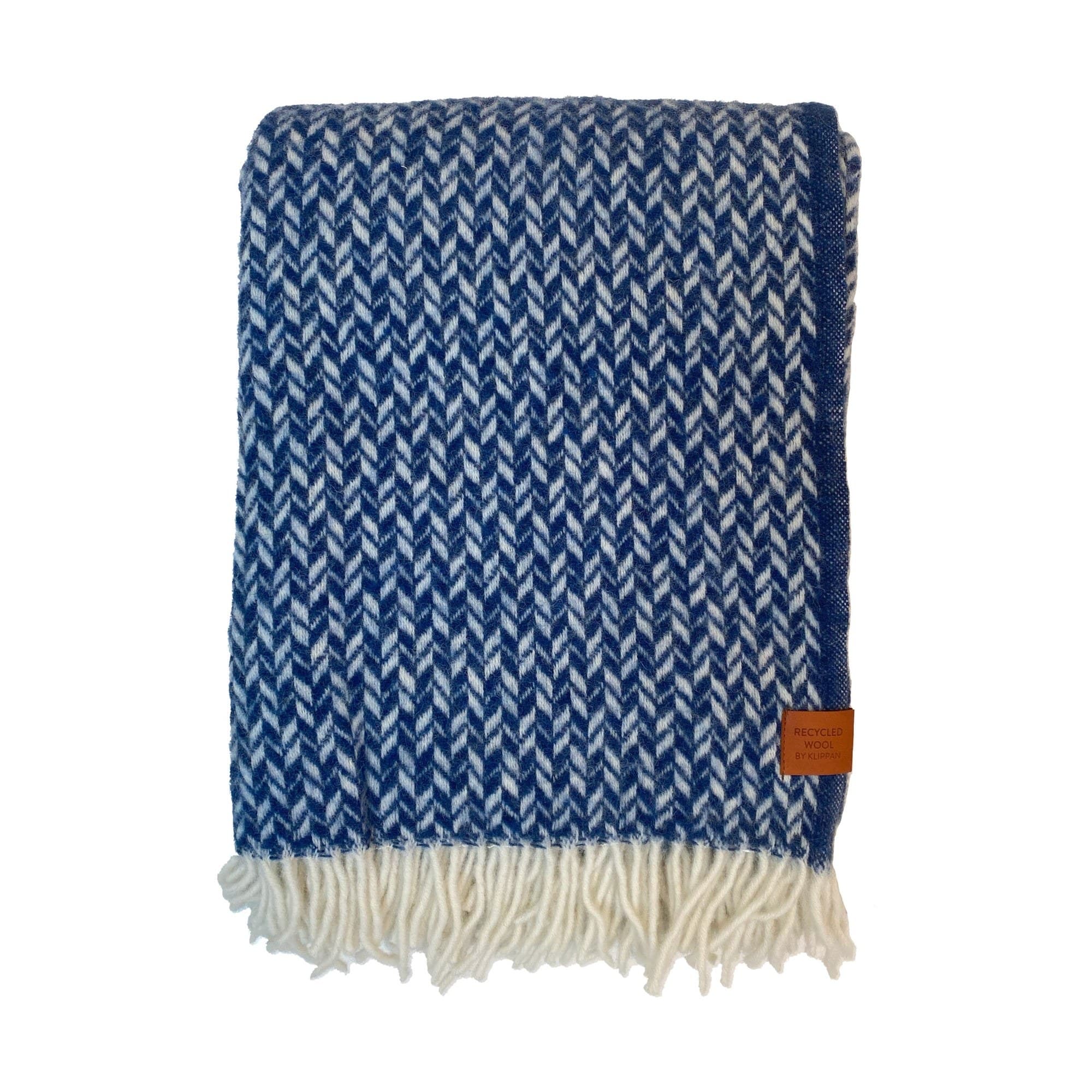 Lovik throw 130 × 200 cm in Djupblå