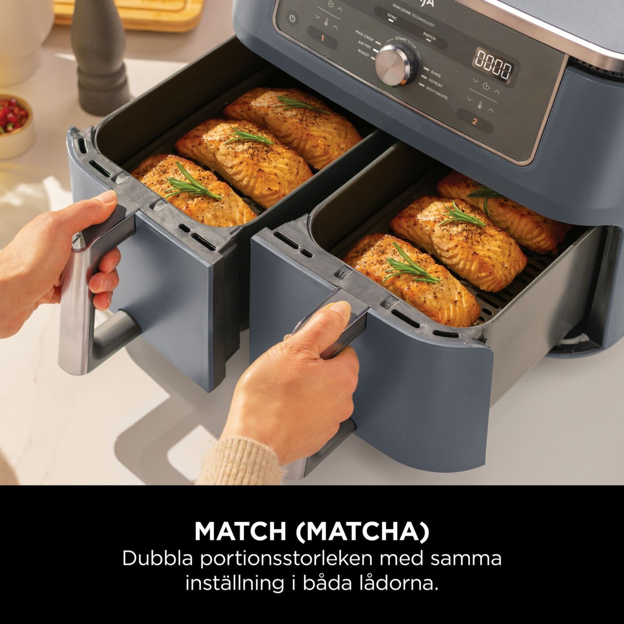 Two drawers with salmon, the same setting in both